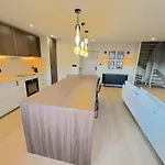 Apartment Duplex Contemporain Et Confort