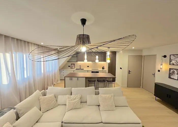 Duplex Contemporain Et Confort *