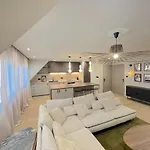 Daire Duplex Contemporain Et Confort