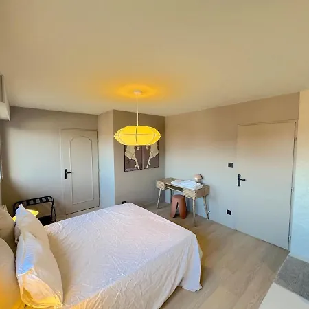 Duplex Contemporain Et Confort 公寓 *